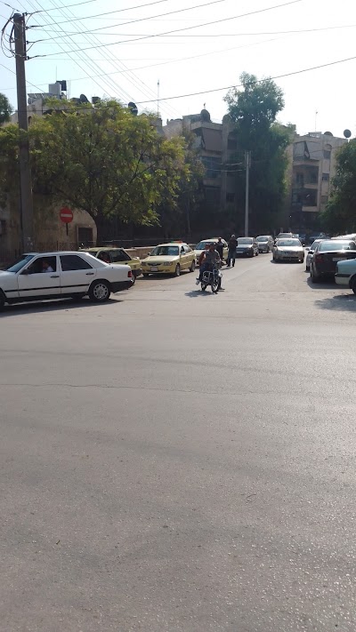 موقف سيارات عامة