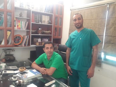مركز العناية السنية التخصصي لطب اﻻسنان