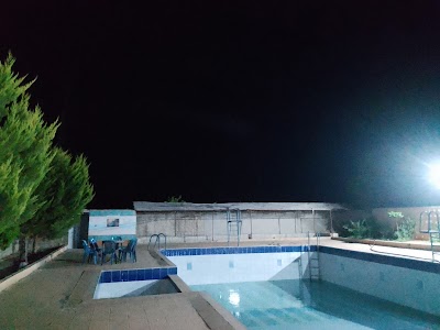 مسبح وملعب الياسمين