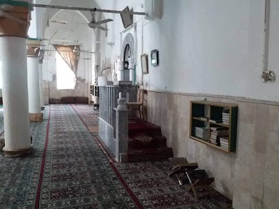 مسجد الوسط