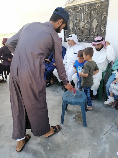 مستشفى الحيآة التخصصي