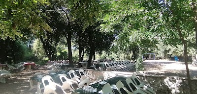 مطعم البدوب