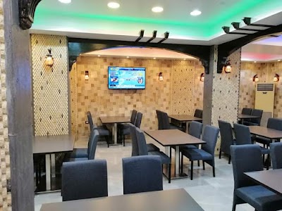 مطعم الرحمة Al-Rahma Restaurant