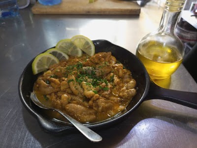 مطعم لقمة سمك