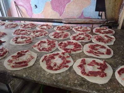 مطعم ومعجنات ابو حسين