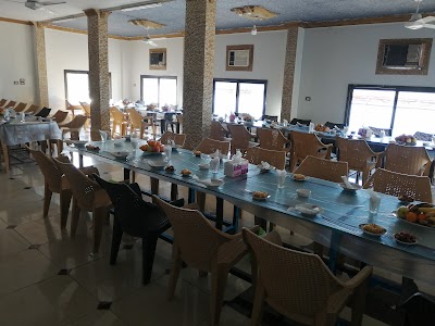 مطعم ومقصف الربوة