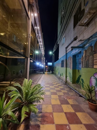 Nahas Plaza