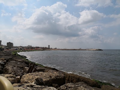 ساحة المهرجانات