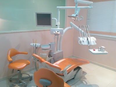 Salloum Dental Clinic