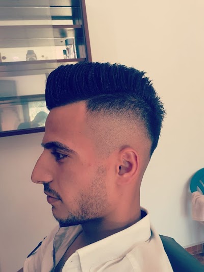 Salon khoeder hasan