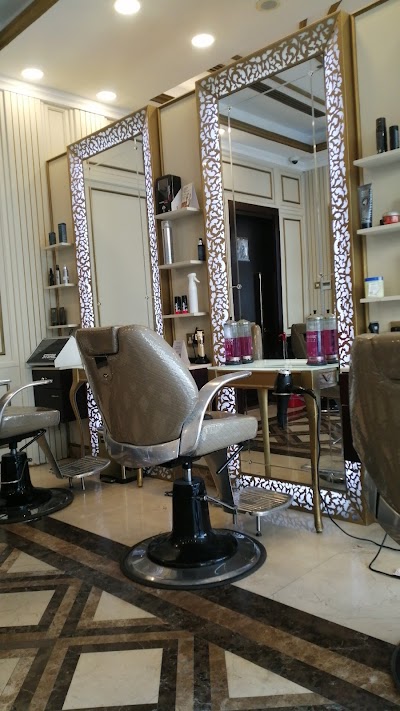 صالون ناب للحلاقه الرجاليه
