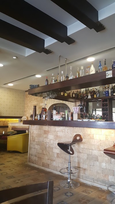 Sarnay RestoCafé&Bar