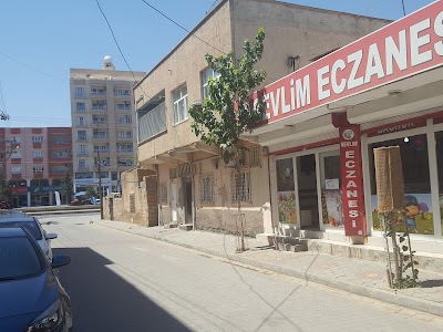 SEVLİM ECZANESİ