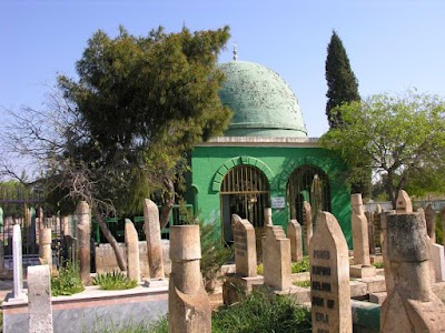 Şeyh Müslüm Türbesi