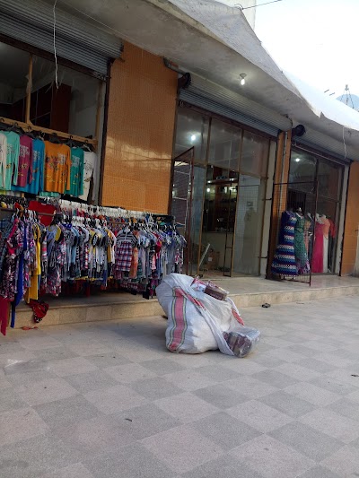 سوق أعزاز التجاري.