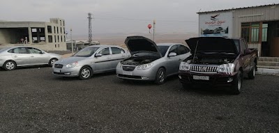 سوق الوسط للسيارات والمعدات الهندسيه