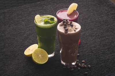Solitaire cafe