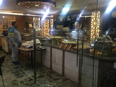 Sweets and Restaurant Bakdash