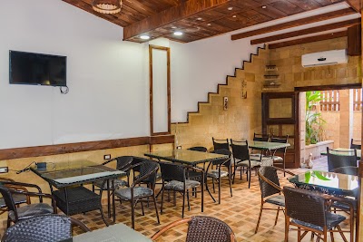 Swiss House Café