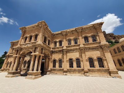 Tarihi Kız Meslek Lisesi