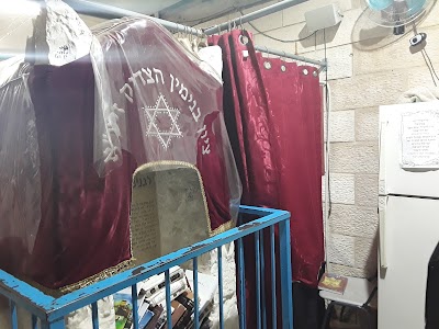 The grave of Benjamin Hatsadik