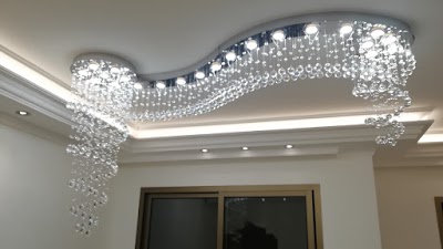 ثريات ماس