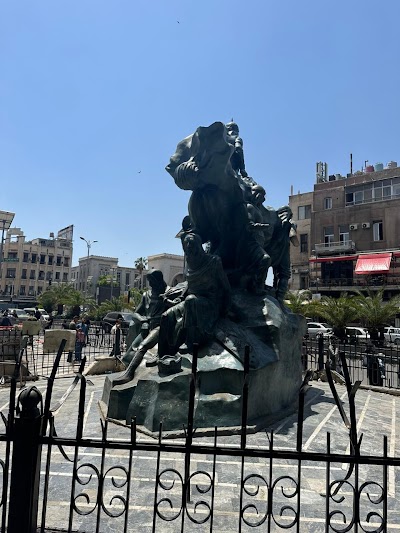 تمثال السلطان الناصر صلاح الدين الايوبي