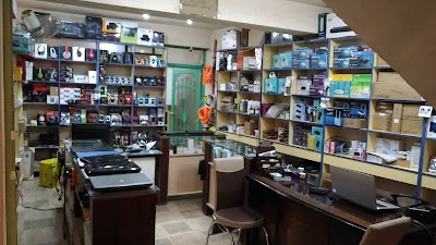 Top Laptop Center
