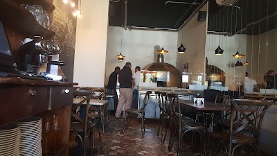 Una Pizza Tripoli